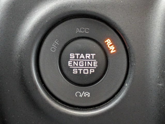 Used 2021 Jeep Gladiator Sport AWD/4WD image 30