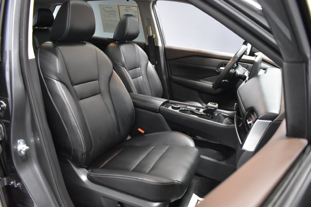 Certified 2023 Nissan Rogue SL w/ SL Premium Package AWD/4WD image 14