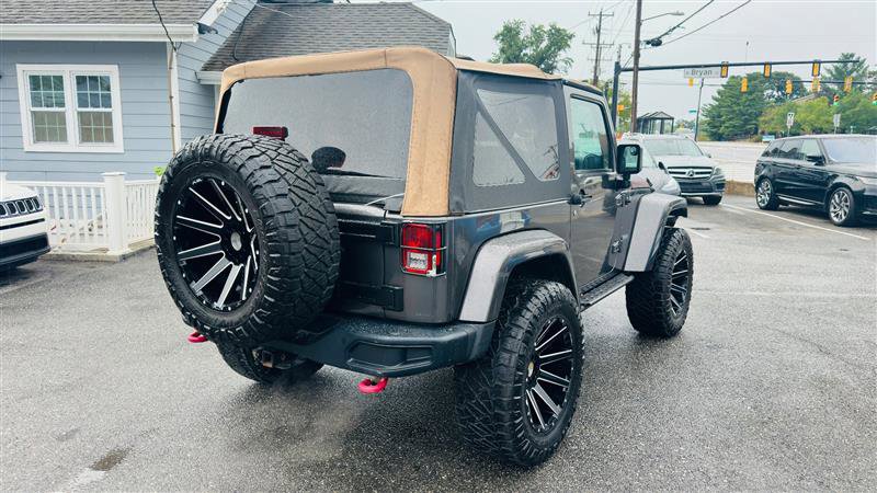 Used 2018 Jeep Wrangler Rubicon AWD/4WD image 15