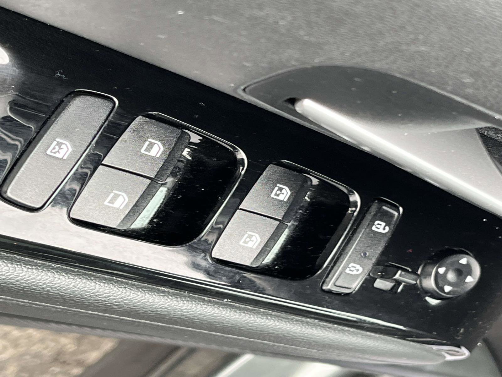 Used 2023 Hyundai Tucson Limited image 30