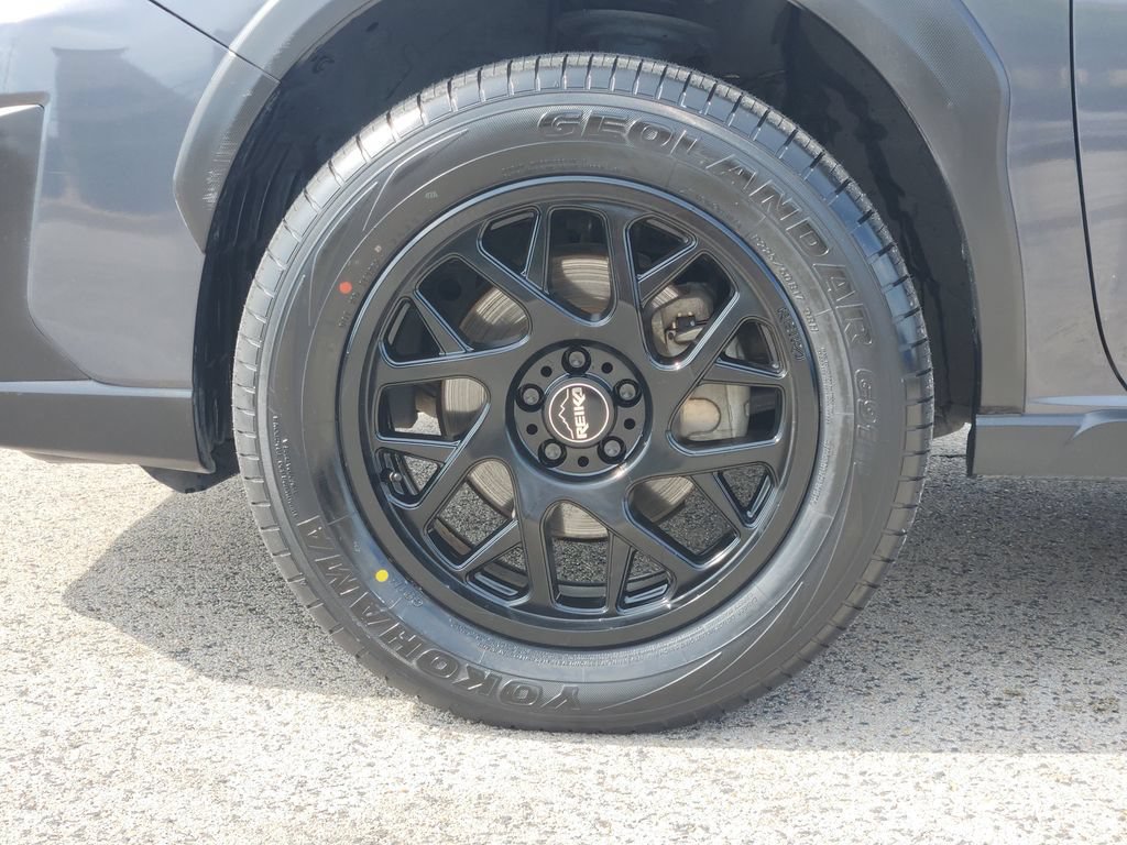Certified 2022 Subaru Crosstrek 2.0i Premium AWD/4WD image 8