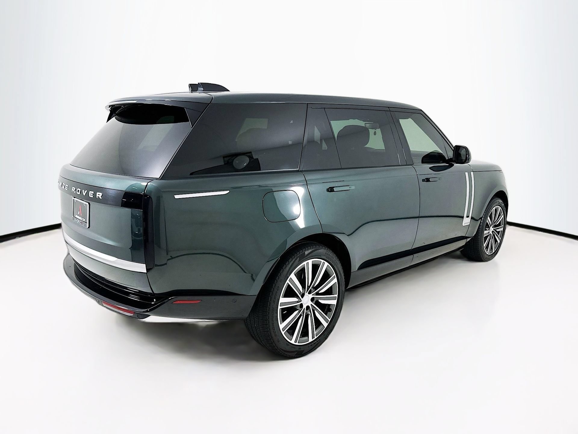 Used 2024 Land Rover Range Rover Long Wheelbase Autobiography AWD/4WD image 8
