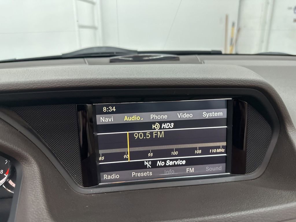 Used 2011 Mercedes-Benz E 550 Cabriolet image 15