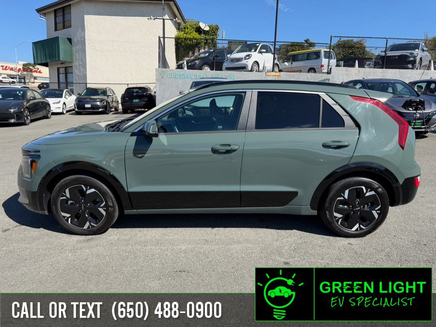 Used 2024 Kia Niro Wind FWD image 8