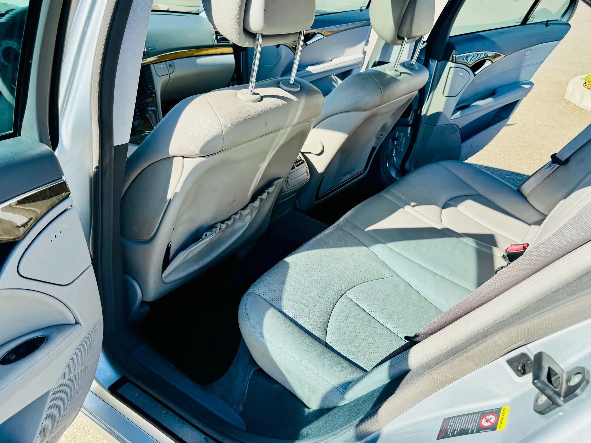 Used 2007 Mercedes-Benz E 350 Sedan image 25