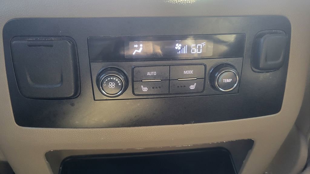 Used 2017 Chevrolet Tahoe LT w/ Luxury Package image 30