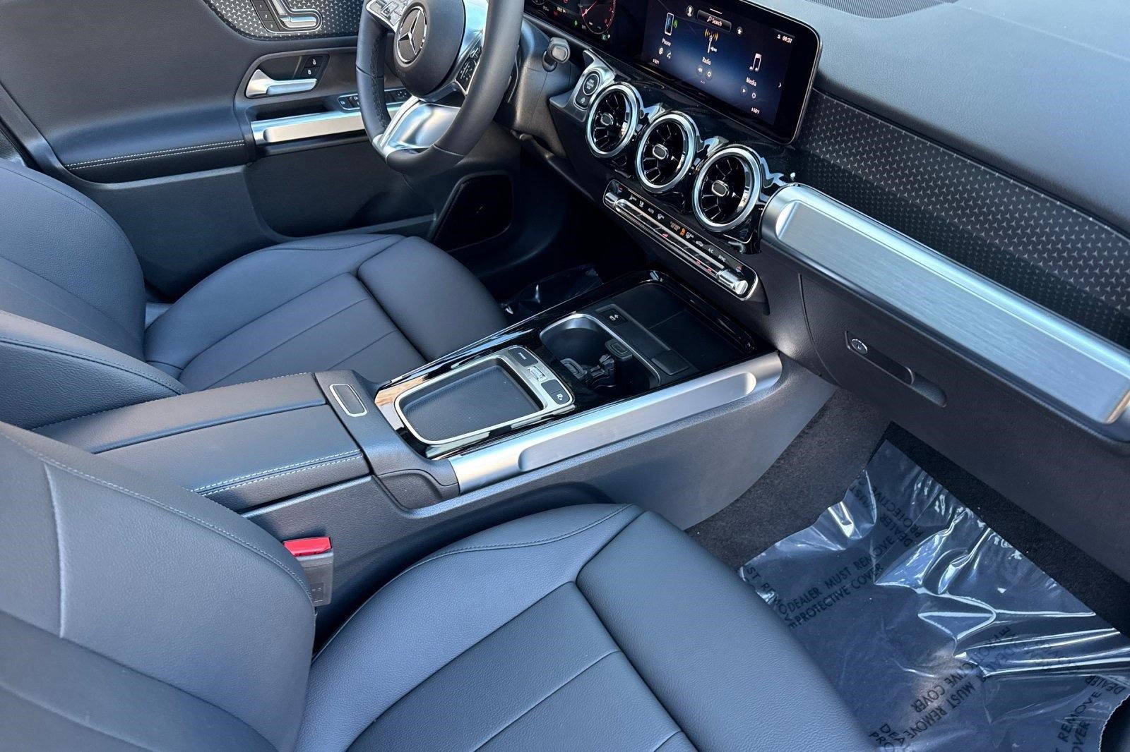 New 2026 Mercedes-Benz GLB 250 image 26
