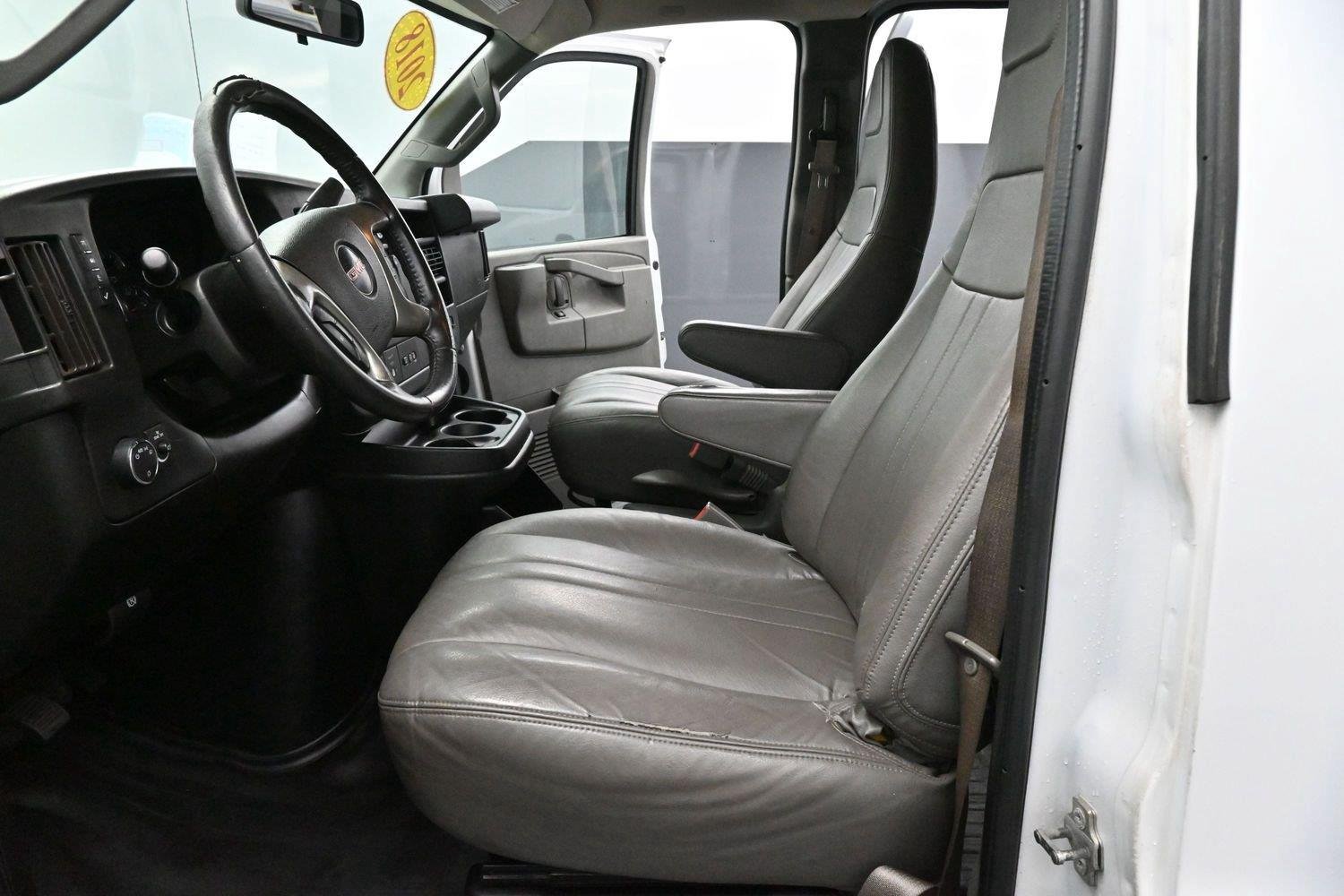 Used 2018 GMC Savana 2500 w/ Enhanced Convenience Package RWD image 17