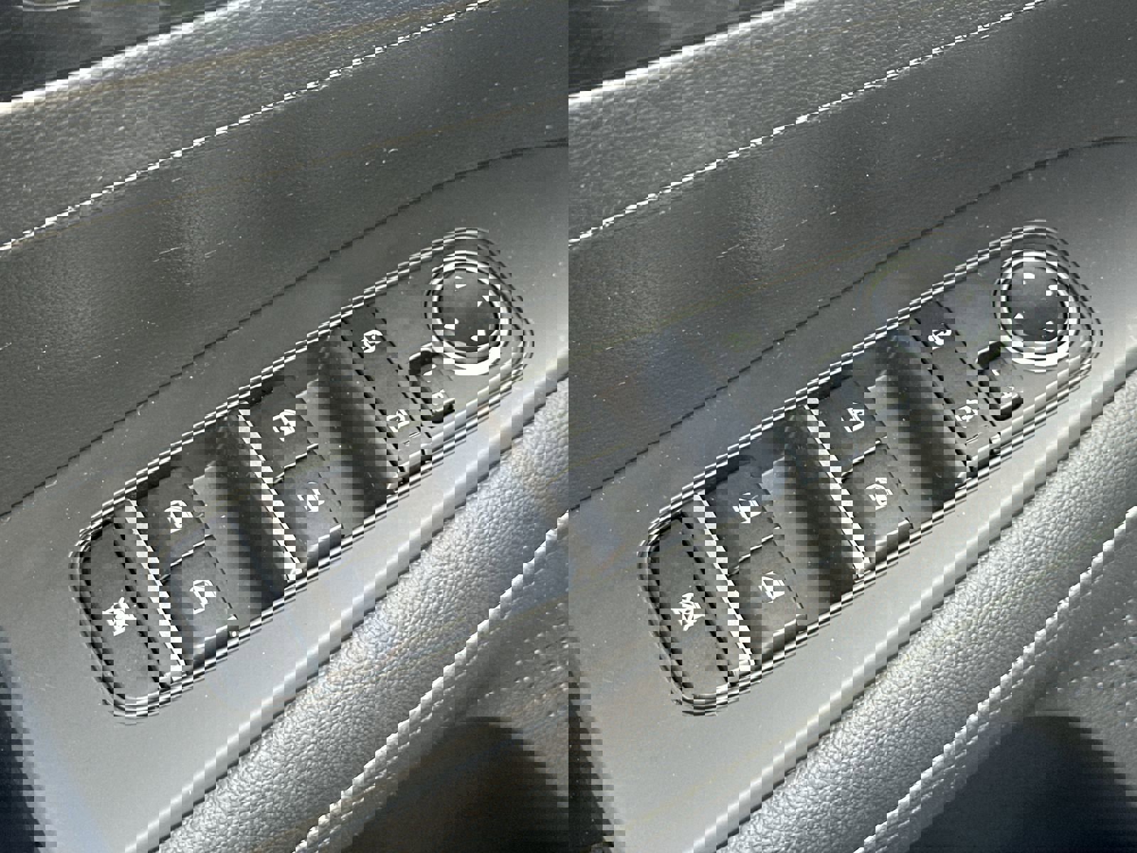 Used 2024 Kia Forte GT-Line w/ GT-Line Premium Package image 15