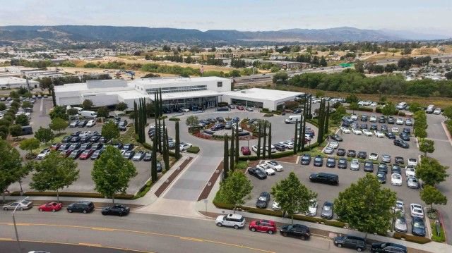 New 2024 Mercedes-Benz S 580e 4MATIC Sedan image 40