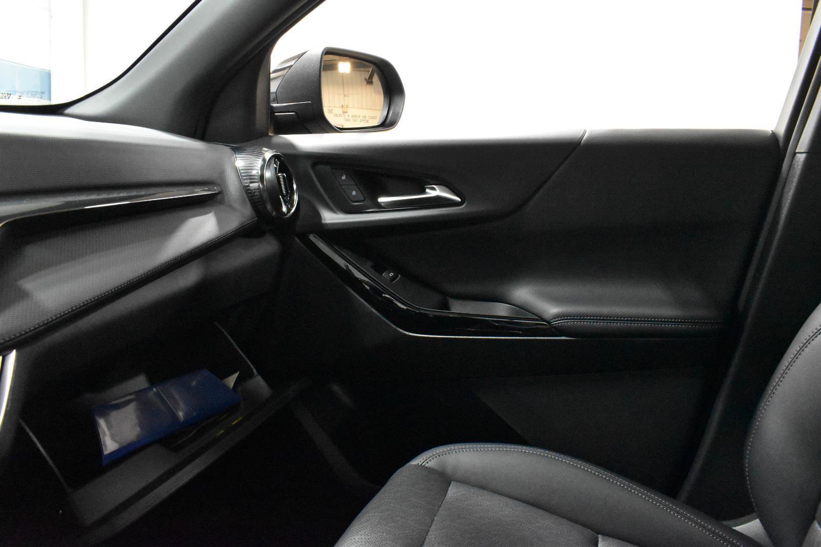 Used 2026 Chevrolet Equinox LT w/ Convenience Package II image 21