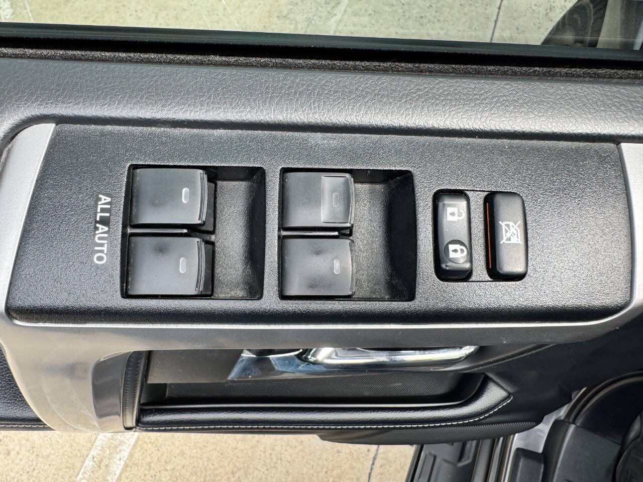 Used 2021 Toyota 4Runner SR5 Premium w/ Moonroof Package AWD/4WD image 24