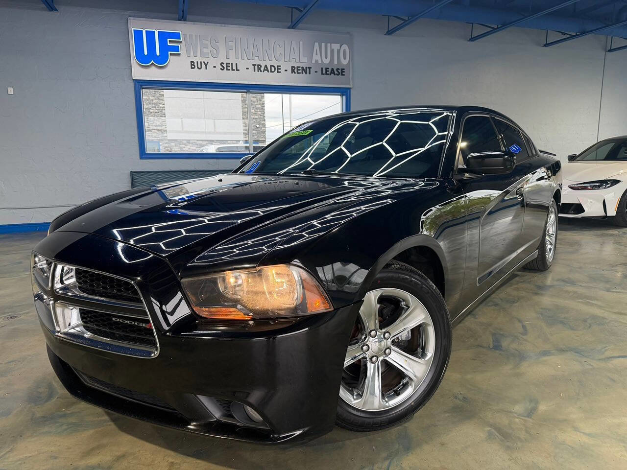 Used 2014 Dodge Charger SXT