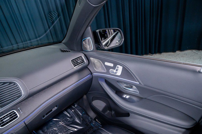 New 2025 Mercedes-Benz Maybach GLS 600 4MATIC image 26