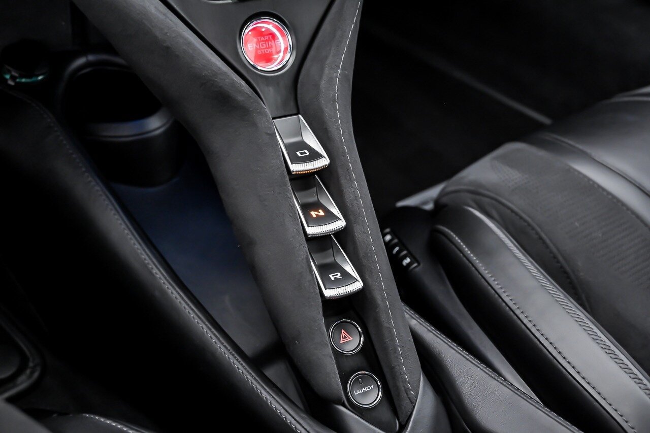 Used 2018 McLaren 720S Performance RWD image 37