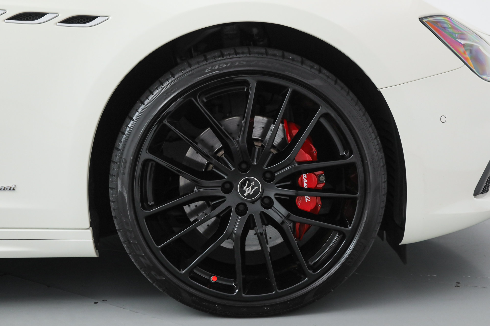 Used 2021 Maserati Ghibli S GranSport RWD image 20