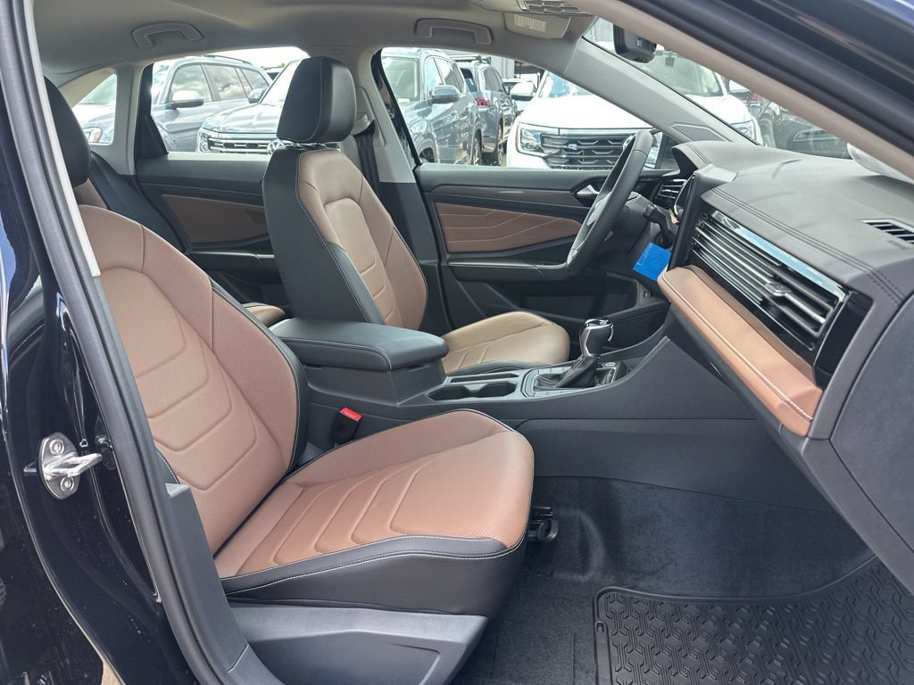 New 2026 Volkswagen Jetta SEL FWD image 19