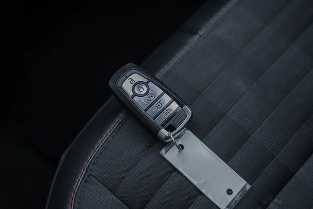 Used 2025 Ford Explorer ST-Line w/ ST-Line Street Pack image 55