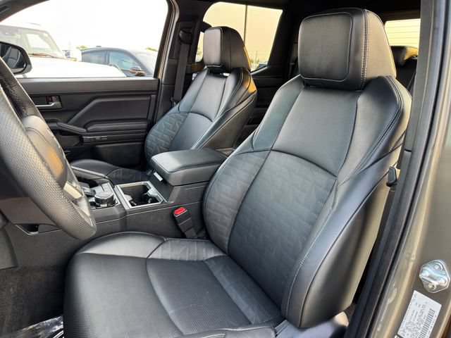 Used 2025 Toyota Tacoma TRD Sport w/ TRD Sport Premium Package AWD/4WD image 16