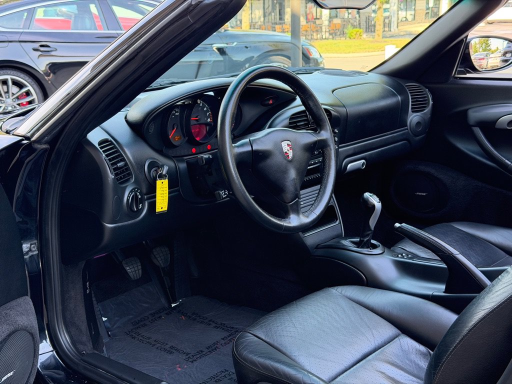 Used 2003 Porsche Boxster RWD image 21
