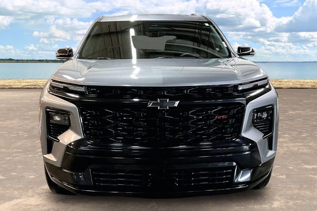 Used 2024 Chevrolet Traverse RS w/ LPO, Floor Liner Package image 2