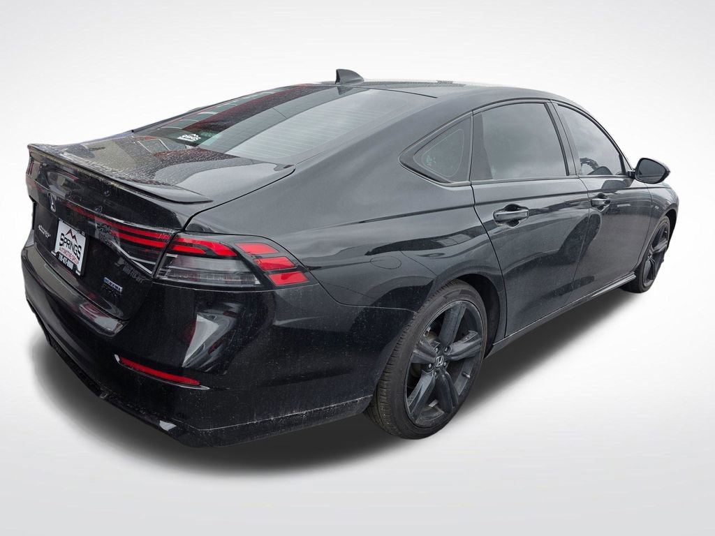 Used 2023 Honda Accord Sport image 4