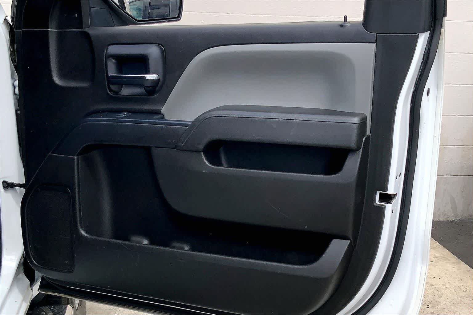 Used 2018 GMC Sierra 1500 2WD Regular Cab image 26