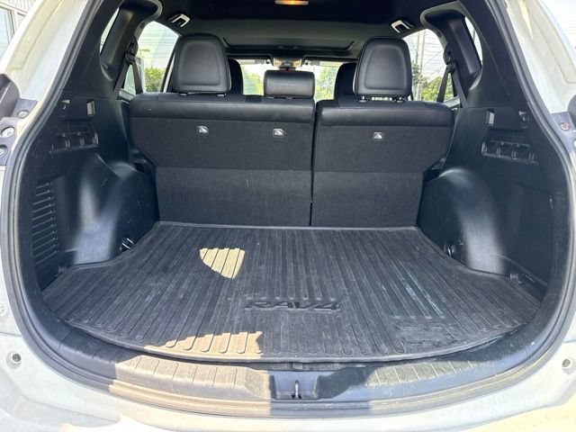 Used 2017 Toyota RAV4 SE w/ Power Extra Value Package AWD/4WD image 16