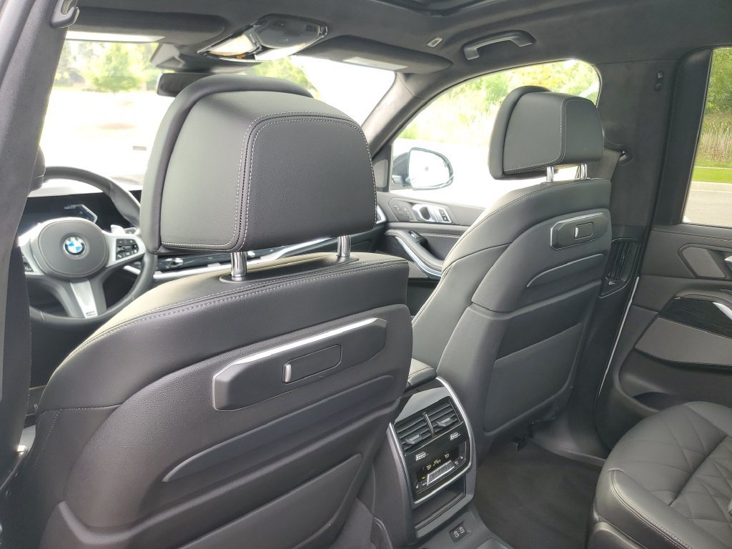 Used 2024 BMW X7 xDrive40i w/ Executive Package AWD/4WD image 29