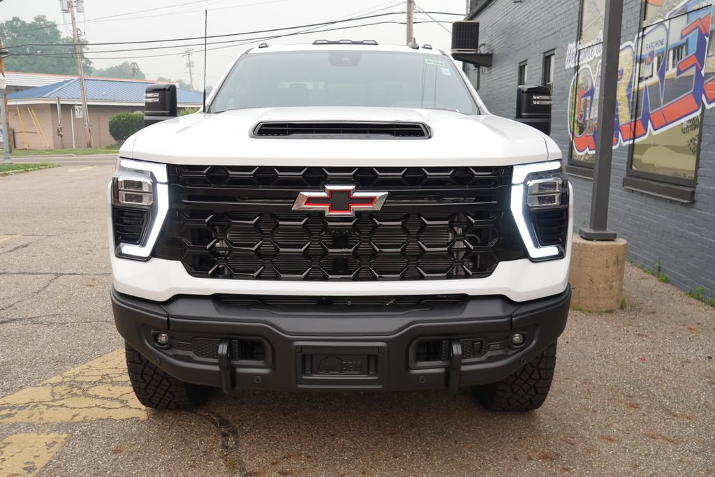 New 2026 Chevrolet Silverado 2500 ZR2 w/ ZR2 Bison Edition AWD/4WD image 47