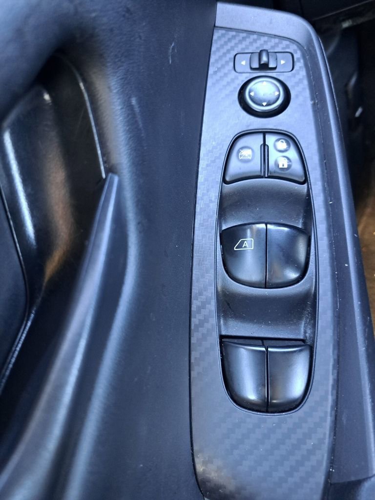 Used 2024 Nissan Sentra S image 16