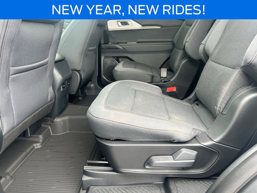 New 2026 Ford Explorer Active image 19