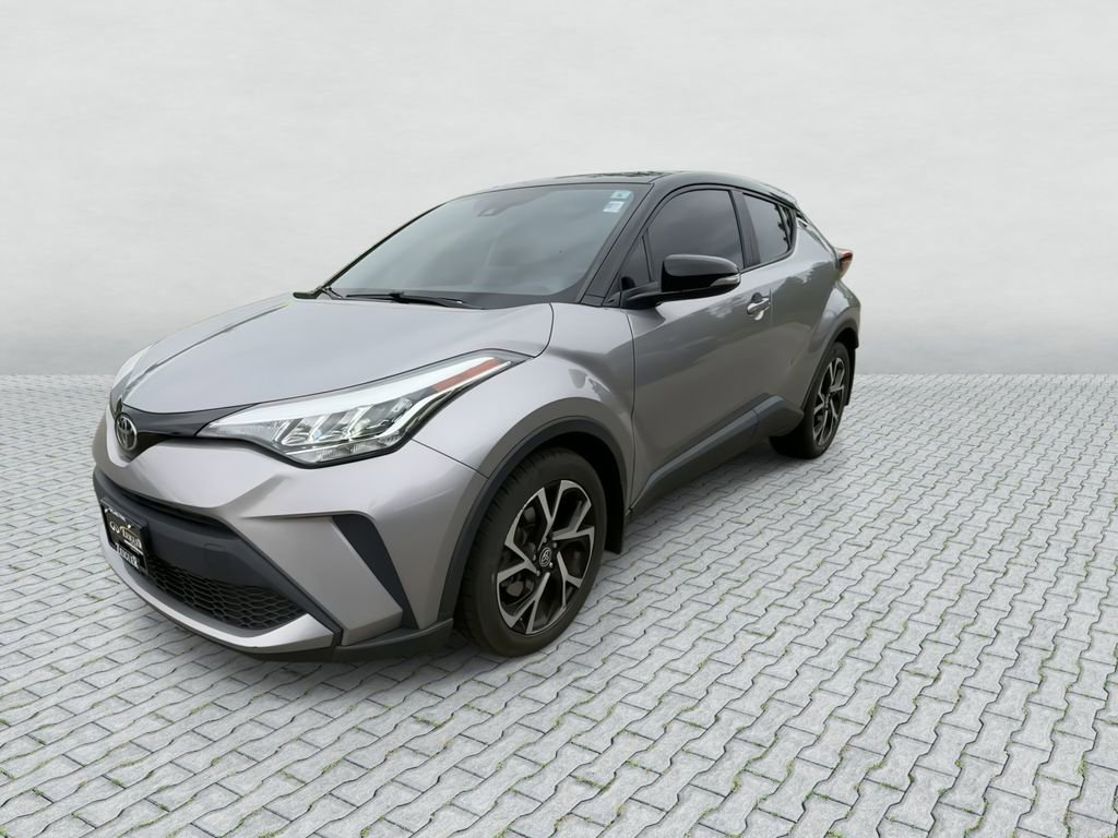 Used 2020 Toyota C-HR XLE FWD image 4