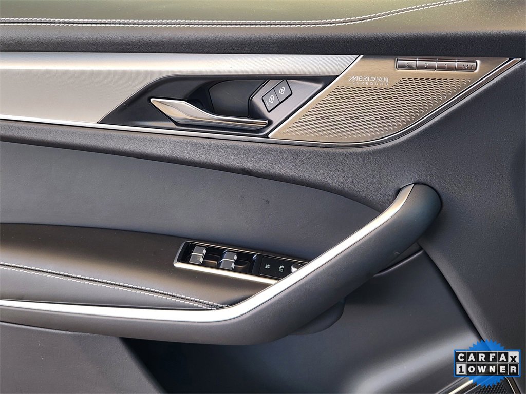 Used 2026 Jaguar F-PACE R-Dynamic S image 25