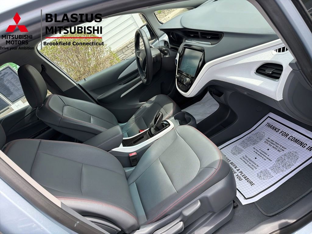 Used 2017 Chevrolet Bolt Premier w/ Driver Confidence II Package image 33