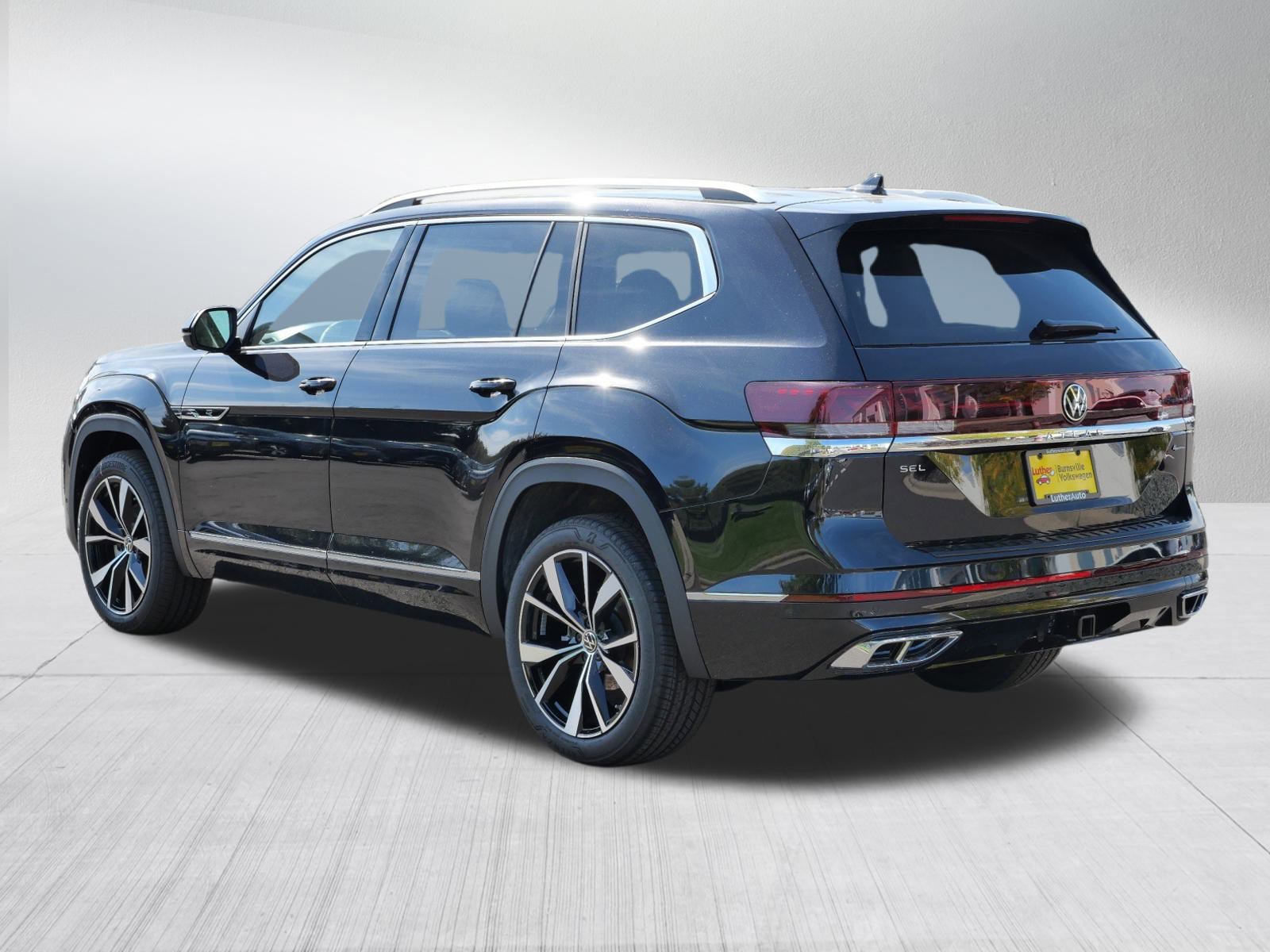 New 2026 Volkswagen Atlas SEL Premium R-Line image 3