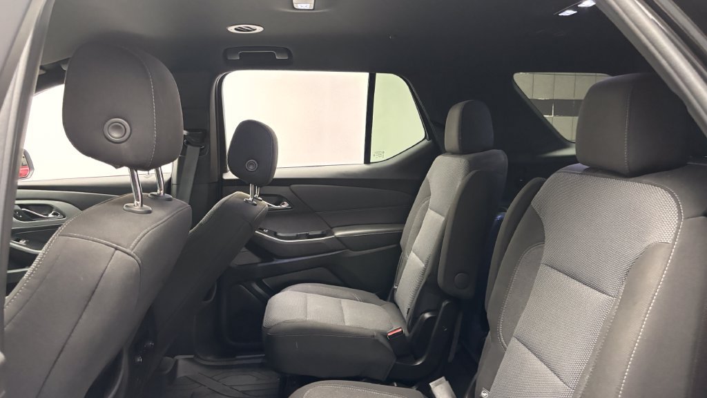 Used 2023 Chevrolet Traverse LT w/ LPO, Floor Liner Package AWD/4WD image 33