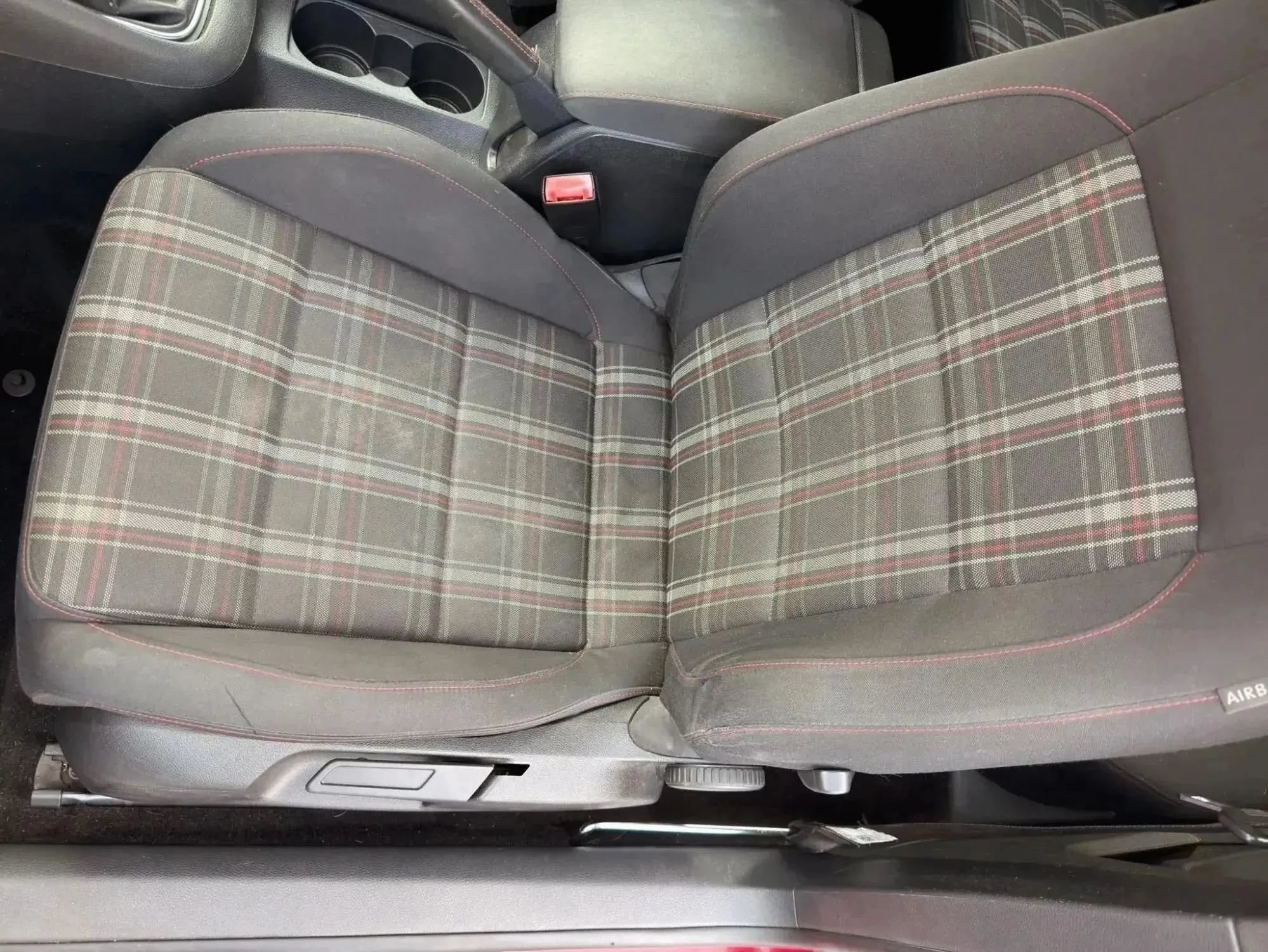 Used 2012 Volkswagen GTI 2-Door FWD image 13