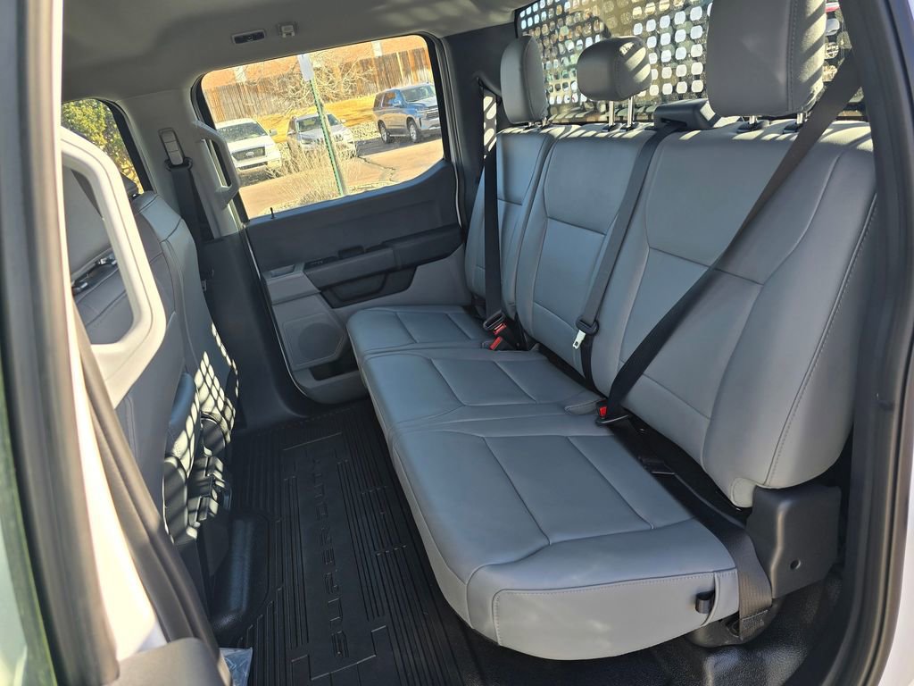 New 2026 Ford F550 4x4 Crew Cab image 38