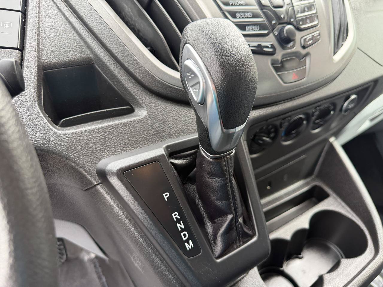 Used 2018 Ford Transit 150 XL RWD image 24