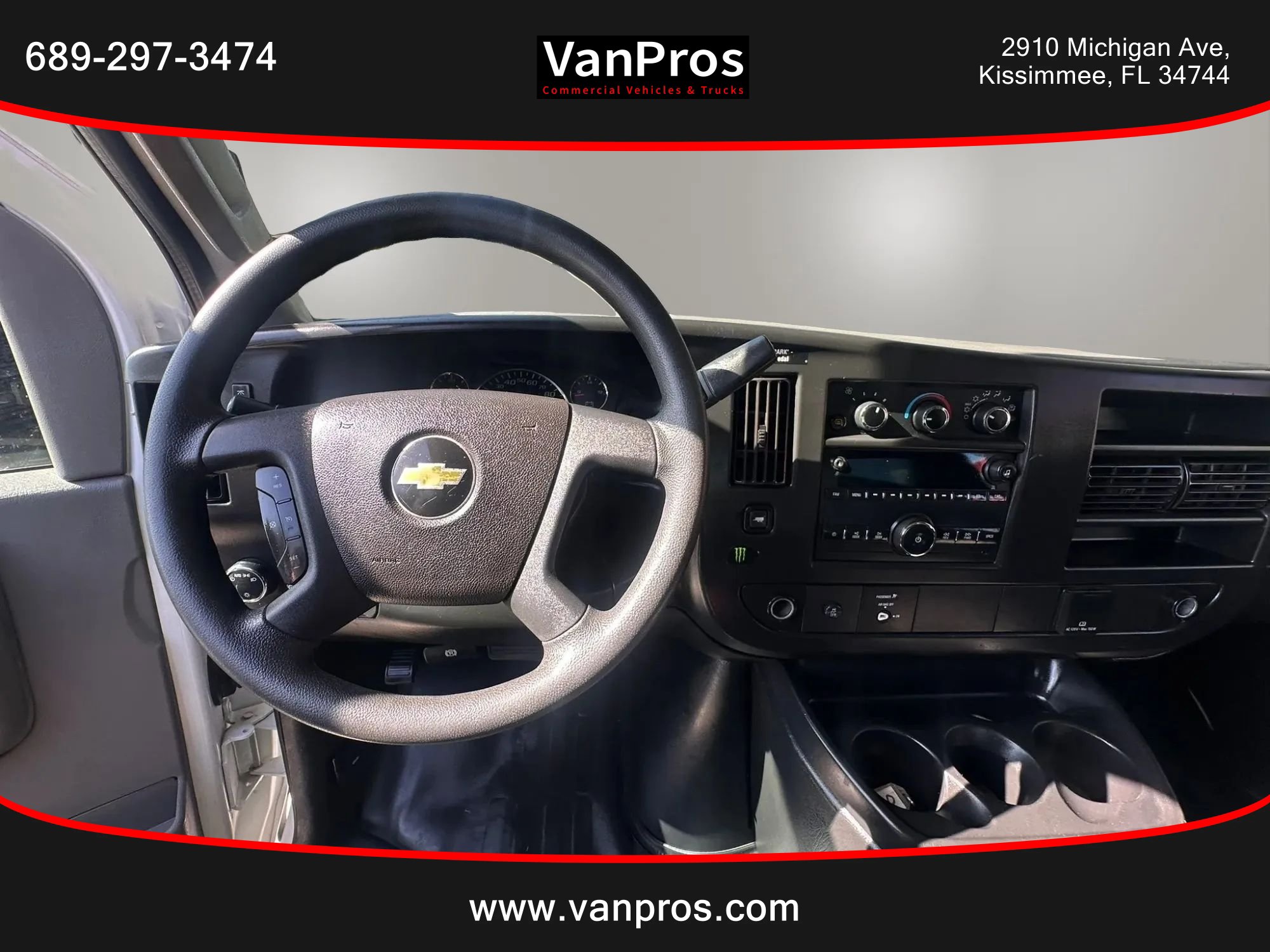 Used 2021 Chevrolet Express 2500 w/ Driver Convenience Package RWD image 10