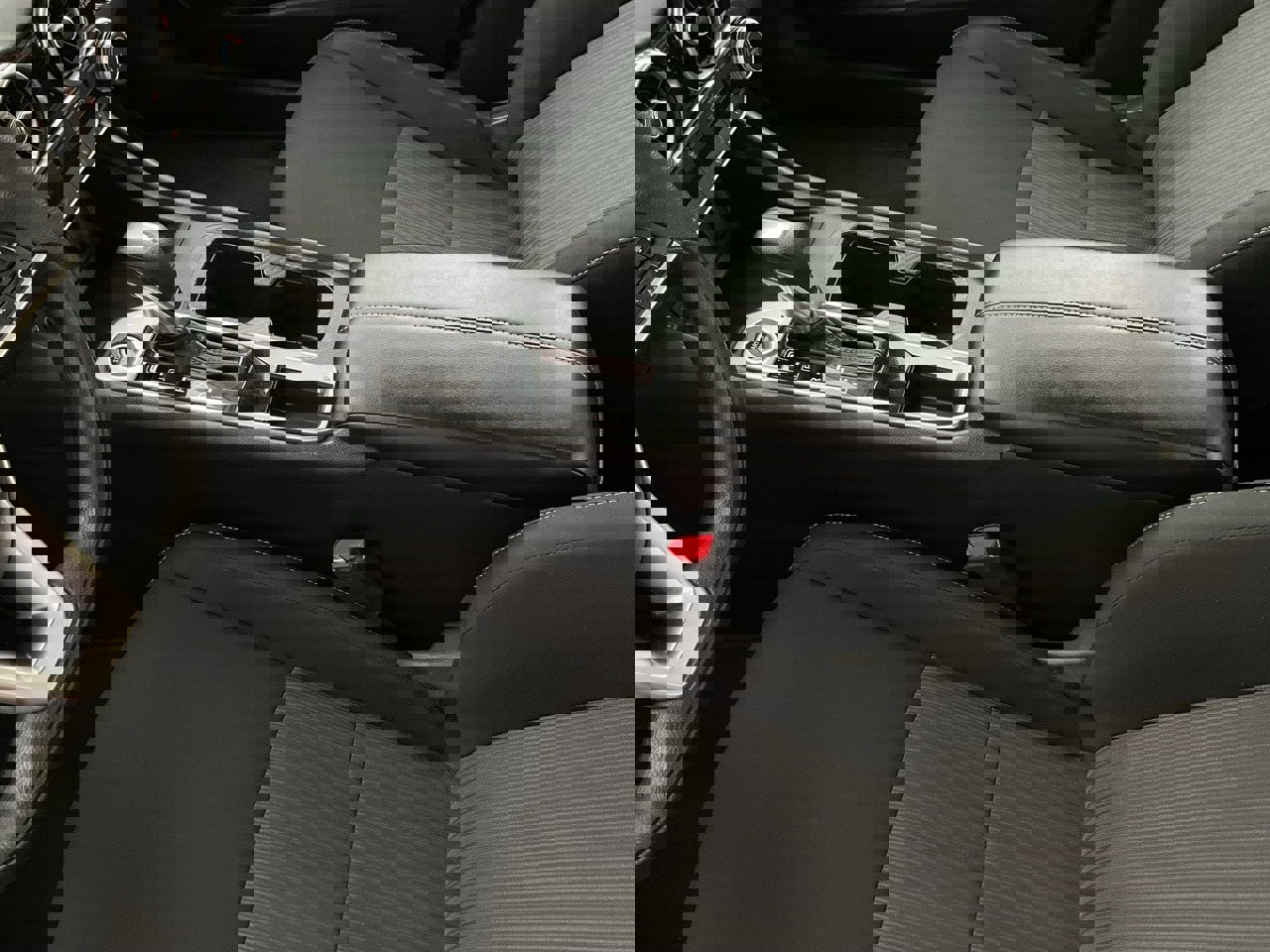 Used 2024 Nissan Sentra SV image 33