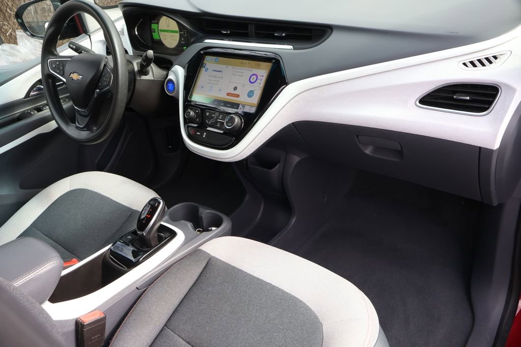 Used 2021 Chevrolet Bolt LT image 35