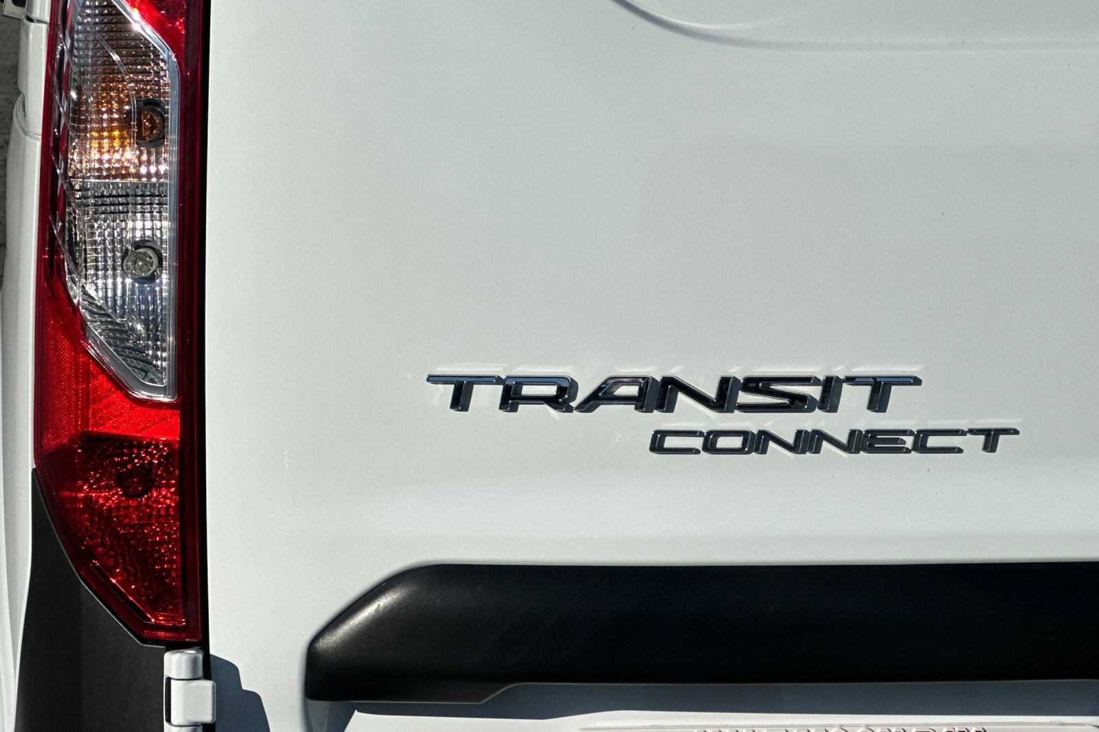 Used 2023 Ford Transit Connect XL image 23