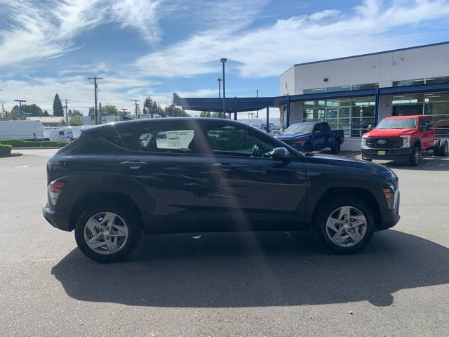 New 2026 Hyundai Kona SE image 7