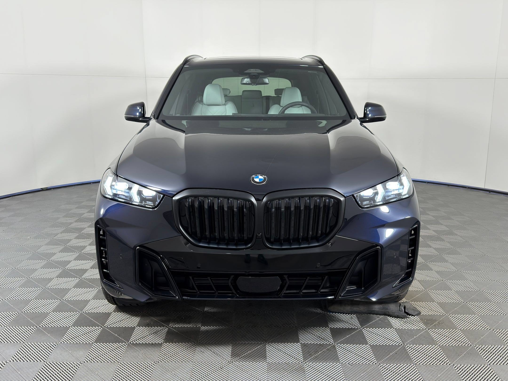 Used 2026 BMW X5 sDrive40i RWD image 5