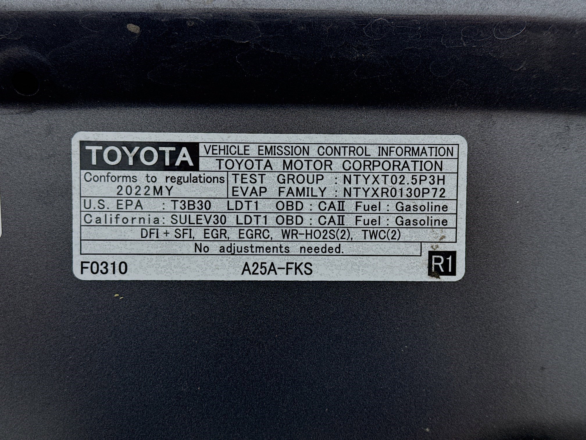 Used 2022 Toyota RAV4 LE FWD image 20