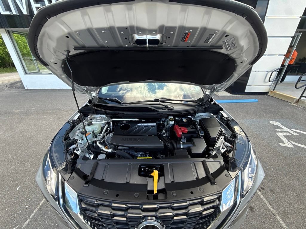 Used 2023 Nissan Rogue SV AWD/4WD image 33