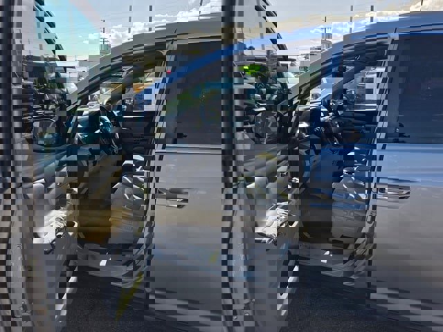 Used 2017 Honda Odyssey SE image 9