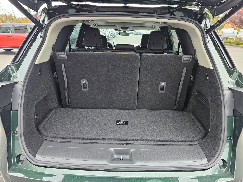 New 2026 INFINITI QX60 Luxe w/ Cargo Package image 19